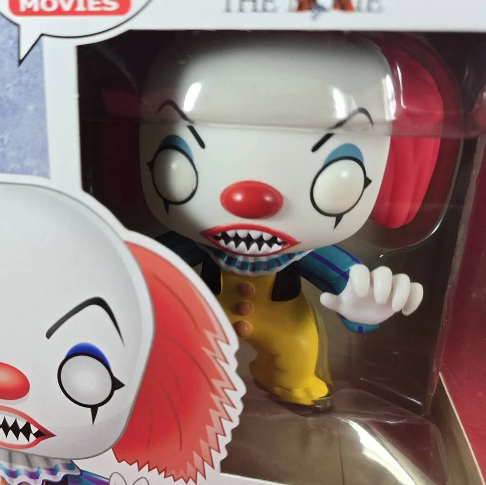 Funko Pop! Pennywise # 55 (Nib) With Pop Protector - Picture 3 of 7